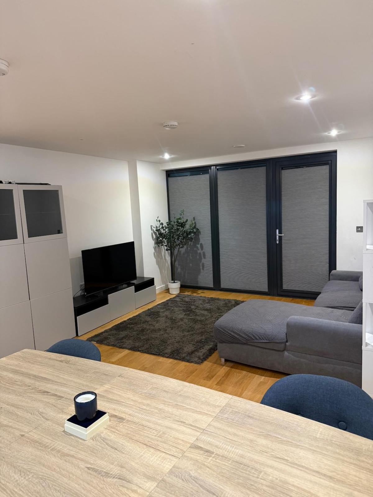 New 2 Bed Greenwich Londra